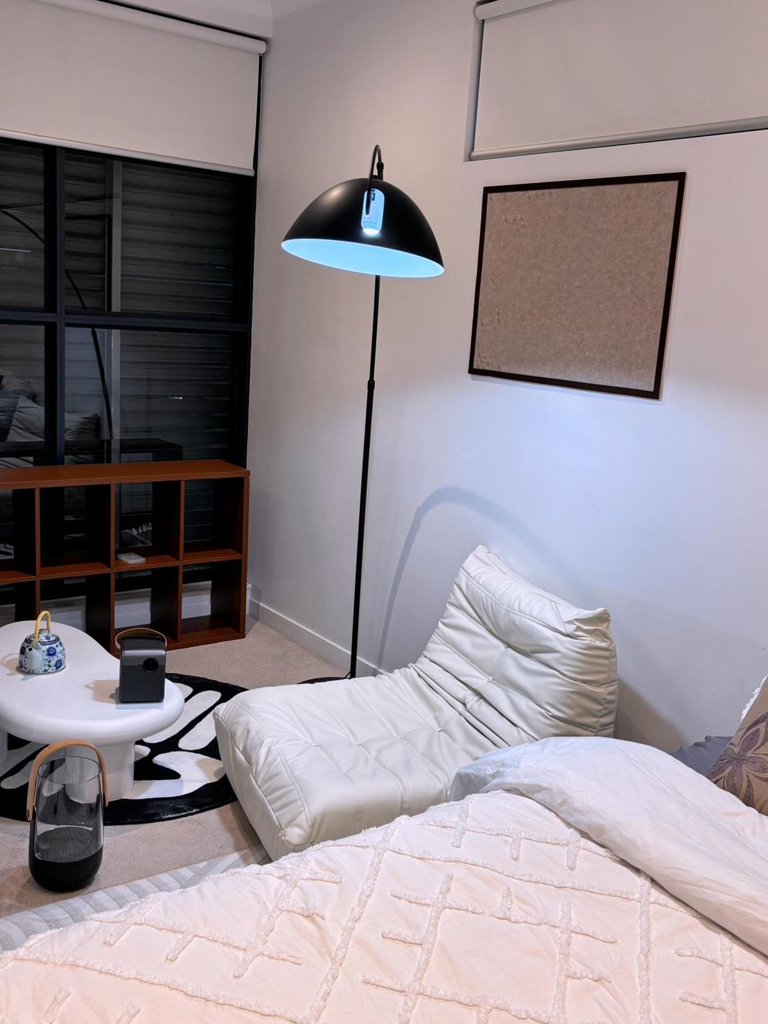 Apartment Private With Balcony Sydney